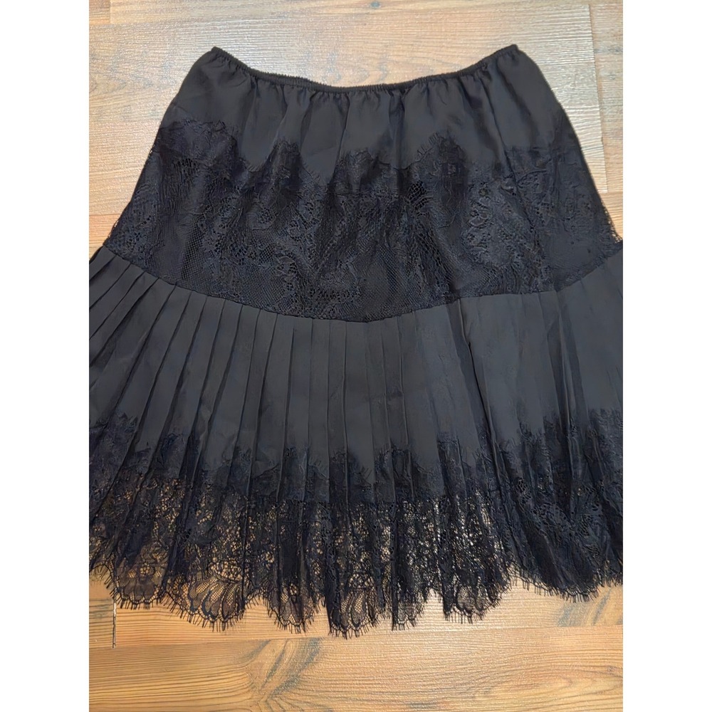 Black Lace Pleated Mini Skirt Elastic Waist Layer Trim Gothic Coquette Slip Dark - Picture 3 of 5